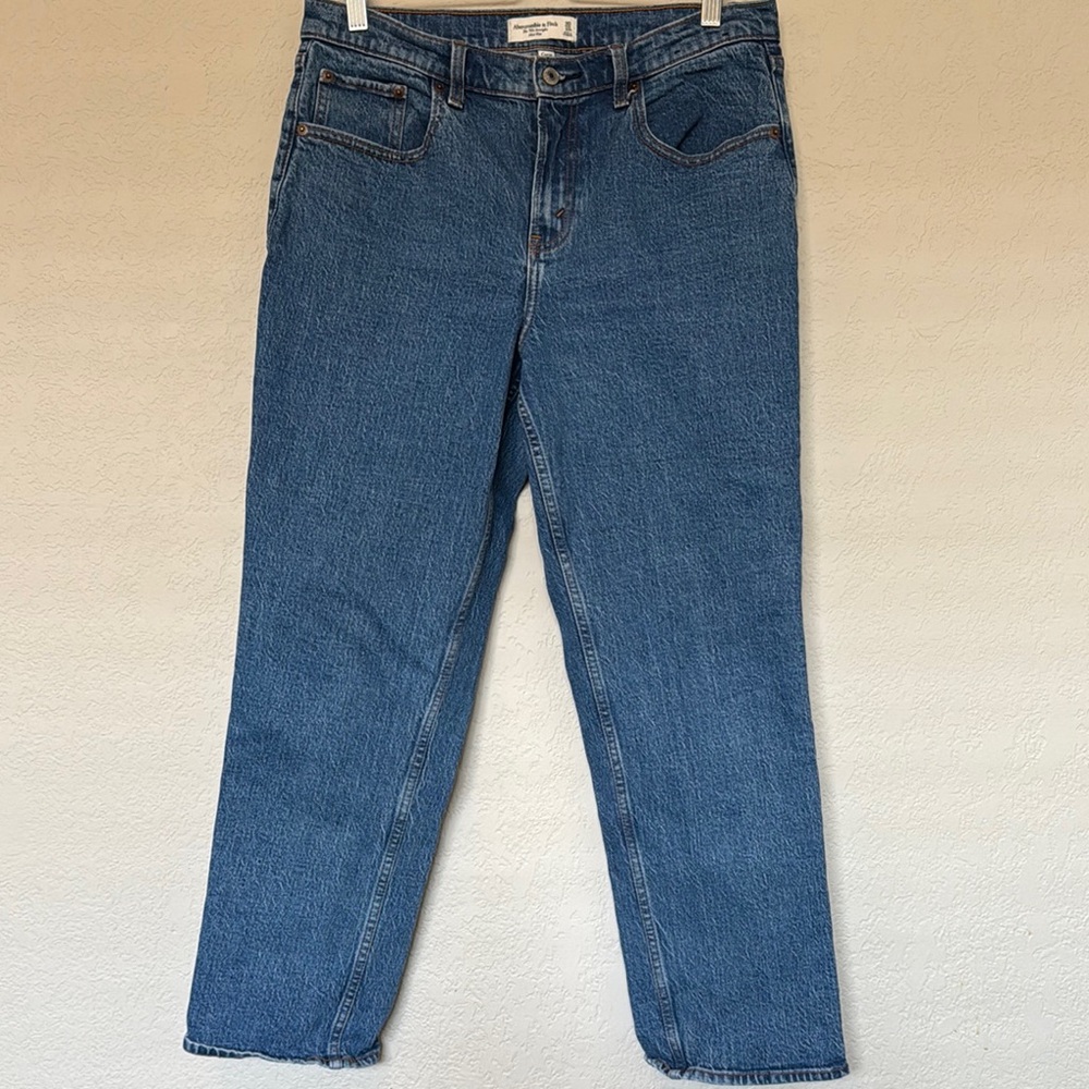 Abercrombie & Fitch Denim Mid Rise Straight-Leg Jeans Curve Love